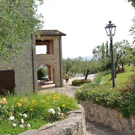 Sleeps 10 With Pool Air Con And Wifi Вилла