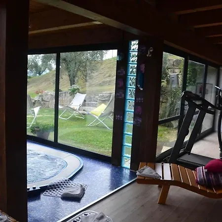 Вилла Sleeps 10 With Pool Air Con And Wifi