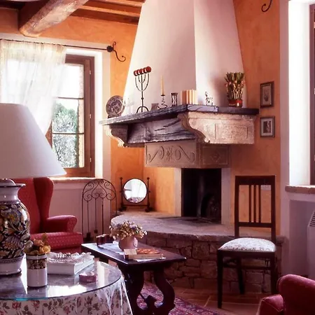 Sleeps 10 With Pool Air Con And Wifi Вилла
