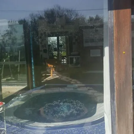 Вилла Sleeps 10 With Pool Air Con And Wifi