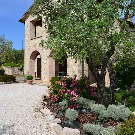 Sleeps 10 With Pool Air Con And Wifi