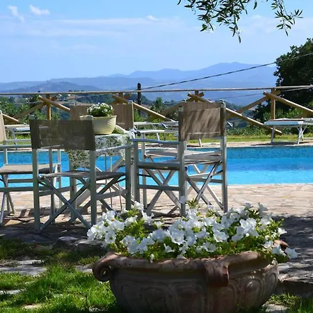 Sleeps 10 With Pool Air Con And Wifi Вилла Toscella