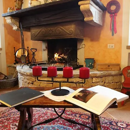 Sleeps 10 With Pool Air Con And Wifi