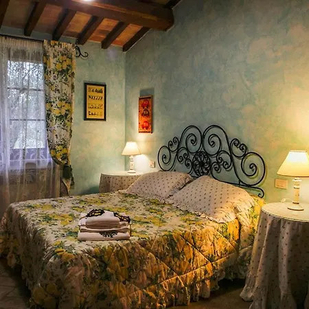 Вилла Sleeps 10 With Pool Air Con And Wifi